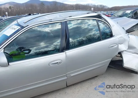 1999 Buick Park Avenue z USA, uszkodzony, nr VIN 1G4CW52K8X4622237